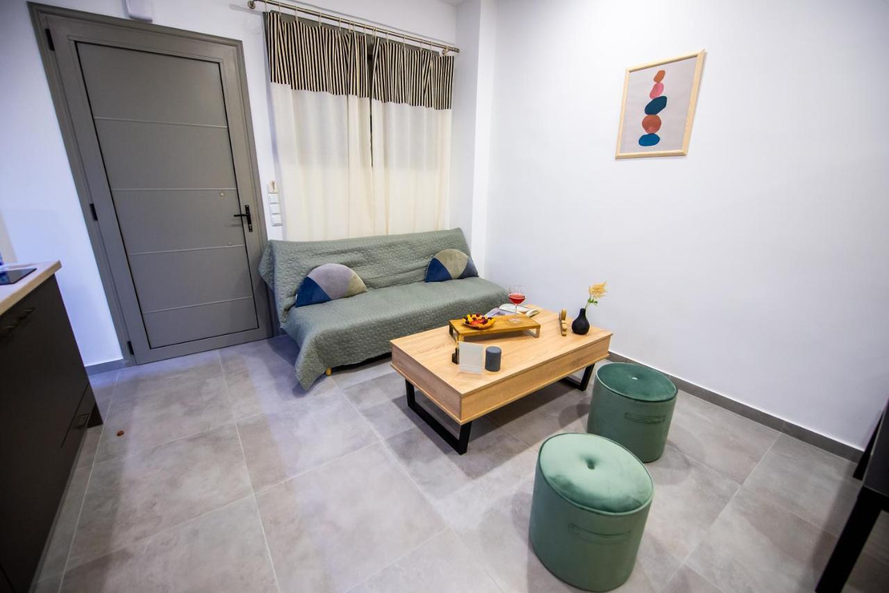 Indigo Apartment 1 Kalamata Esterno foto
