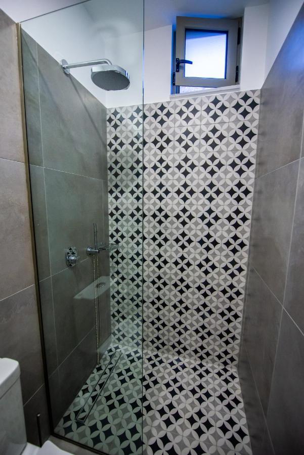 Indigo Apartment 1 Kalamata Esterno foto